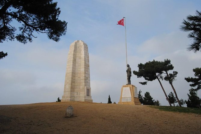 Gallipoli Day Trip from Istanbul with Return Transfer with Lunch Included - Lunch near the Dardanelles: a needed break in a long day