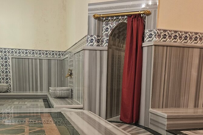 Gedikpasa Historical Turkish Bath Experience in Istanbul - The staff vibe, small-group feel, and the no-pressure experience