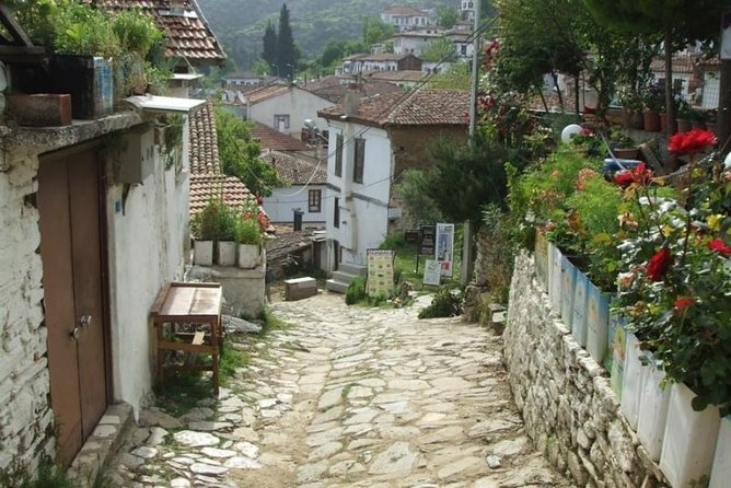 Glories of Turkey 12-Day From Istanbul - Istanbul’s Sultanahmet loop, Blue Mosque to Topkapi Palace