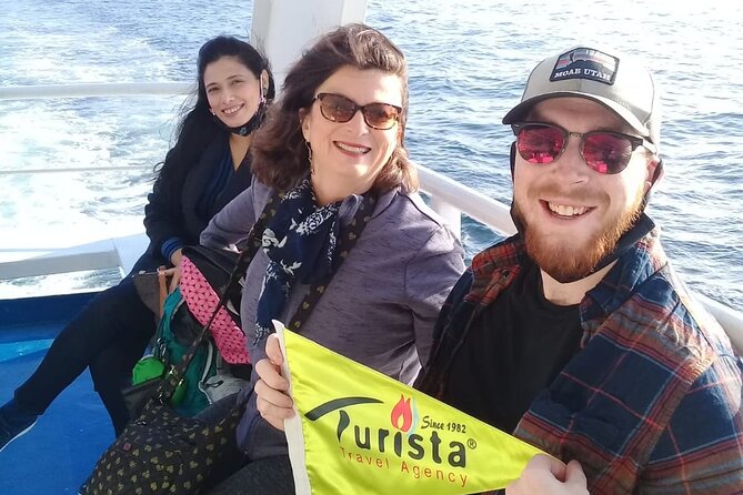 Golden Horn and Bosphorus Boat Tour in Istanbul - English Guides and Audio Reality Check: How to Hear the Story