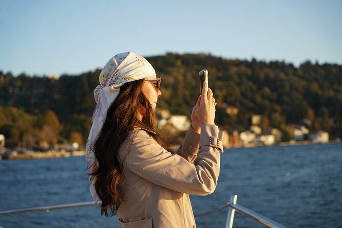 Guided Bosphorus Afternoon Cruise on Yacht - Maiden’s Tower and the Galata Tower Story You Can See From the Water