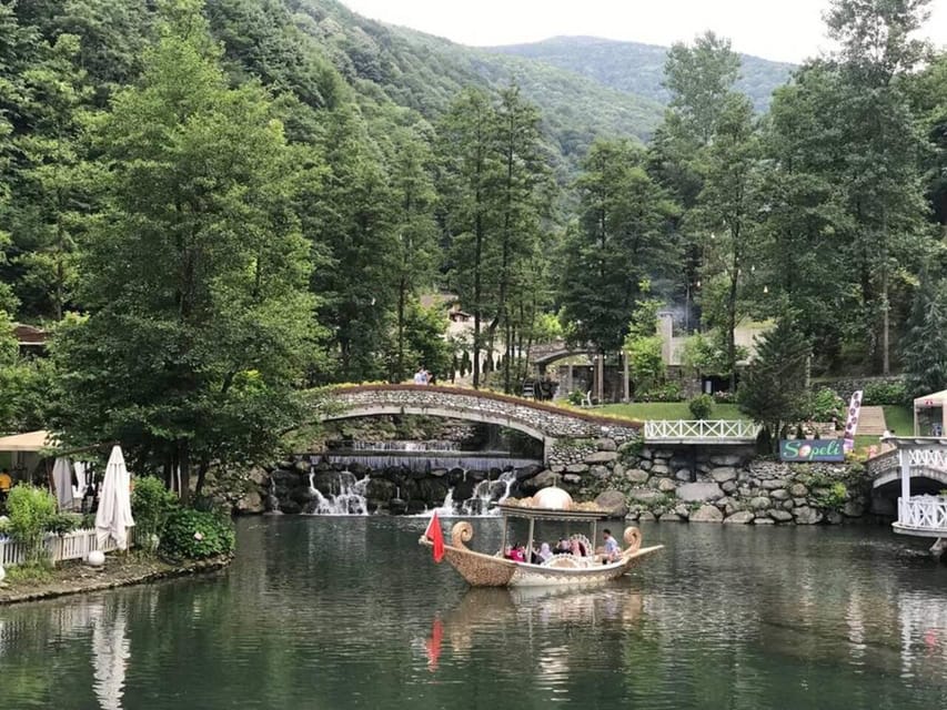 Guided Day Trip to Sapanca and Masukiye From Istanbul - The Final Shopping Mall: Gifts, Snacks, and a Last Stretch of Time