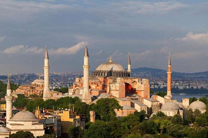 Guided Private Sightseeing Tour of Istanbul - Hippodrome of Constantinople: short stop, big context