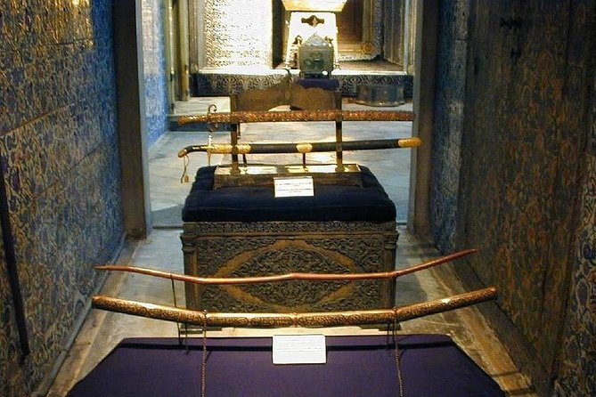 Guided Topkapi Palace & Harem- Skip-the-Line with SMALL GROUP - Getting There: Finding Vieri Jewellery Without Stress