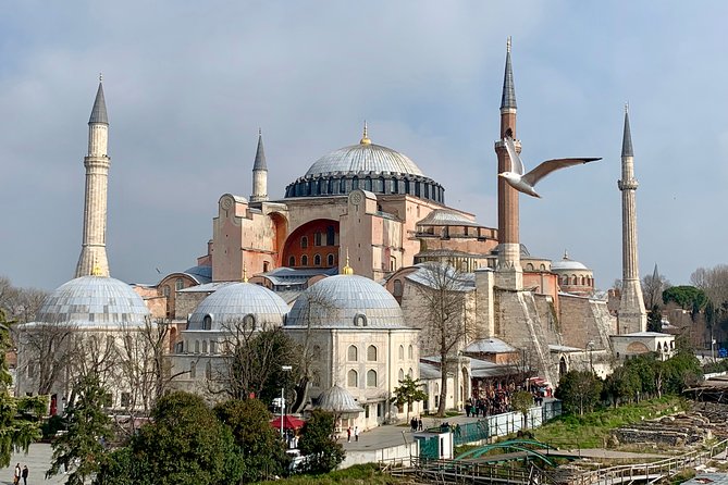 Hagia Sophia, Basilica Cistern and Grand Bazaar Tour in Istanbul - Basilica Cistern, walking through Istanbul’s underground reservoir