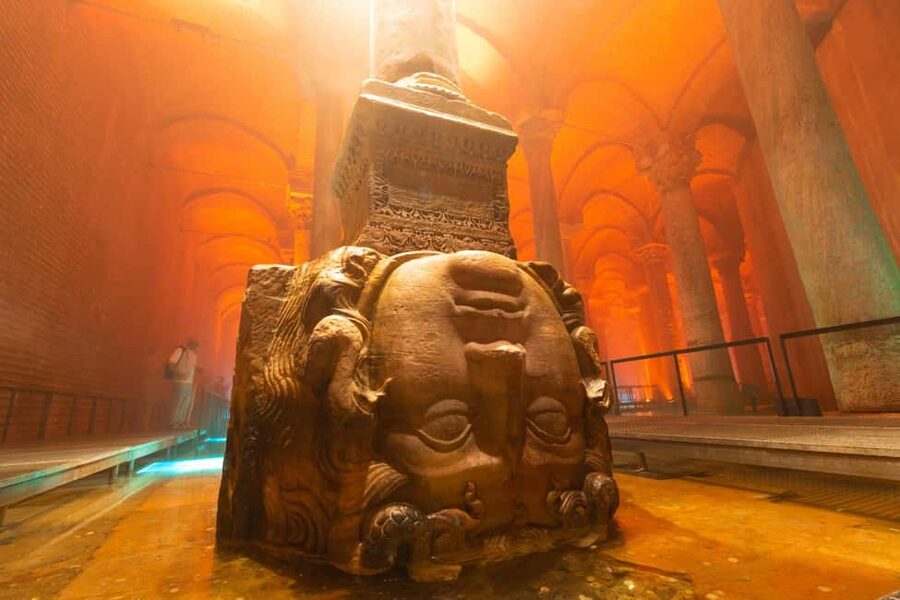 Hagia Sophia & Basilica Cistern Guided Tour Incl. Tickets - What the Guide Actually Adds (Beyond Dates on a Sign)