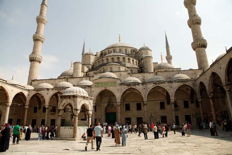 Hagia Sophia & Blue Mosque Half-day Guided, Small Group Tour - Getting Started in Sultanahmet, With Pickup Option Support