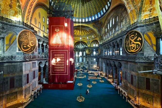 Hagia Sophia, Bosphorus cruise, Blue Mosque, Guided - Small Group - Hagia Sophia Grand Mosque: the world-famous interior, plus the extra cash reality