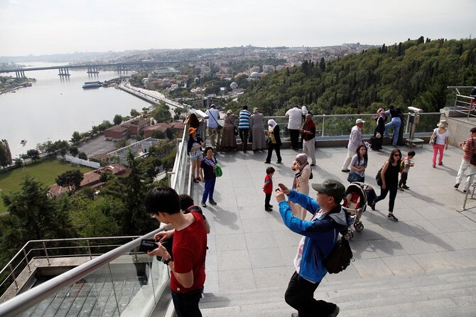 Hagia Sophia, Bosphorus cruise, Blue Mosque, Guided - Small Group - Sultanahmet lunch break: where good intentions meet time limits