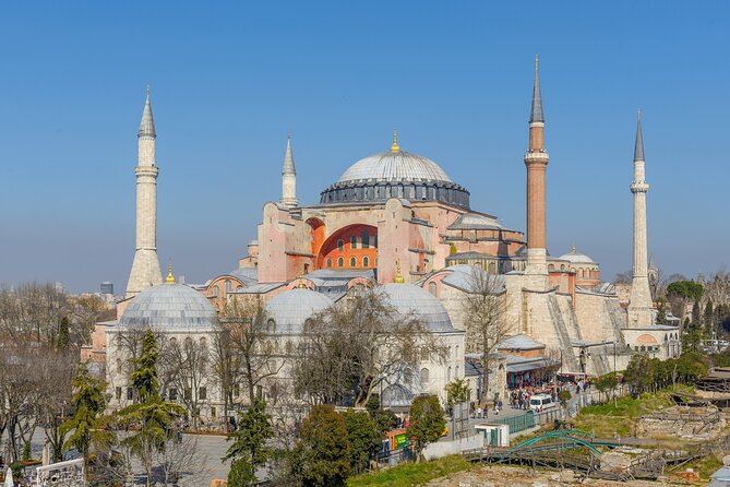 Hagia Sophia & Hippodrome Guided Tours Everyday - A 2-hour Istanbul plan that keeps you from wandering in circles