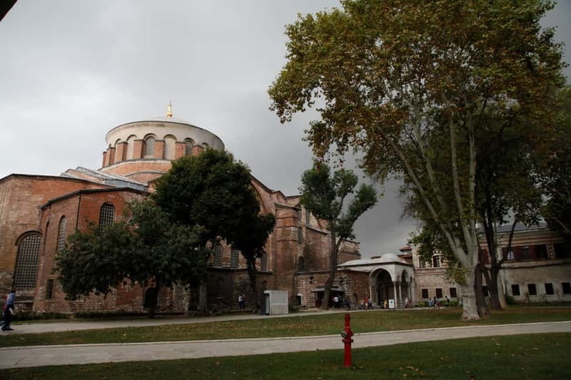 Hagia Sophia, Topkapı Palace, Blue Mosque Guided Small Group - Topkapi Palace and Harem: Ottoman Power and Private Life