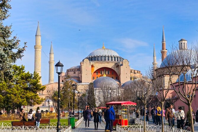 Half Day Istanbul Highlights Tour By Art Historian - Entering the Blue Mosque and spotting the Turkuaz tiles