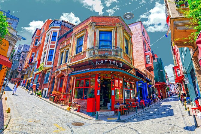 Hidden Gems of the Istanbul: From Galata Tower to Balat - Start near Tünel Meydanı, then aim for Galata Tower first