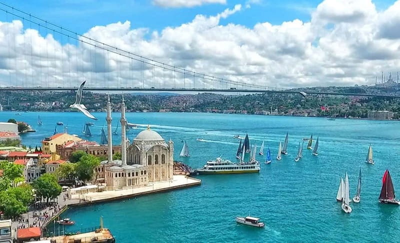 Highlights of Asia & Europe, Coach & Cruise tour Small Group - Key Things You’ll Notice on This Tour
