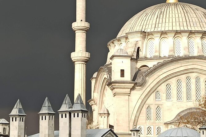 Highlights of İstanbul's Old Town with Private Guiding Service - Entering Istanbul’s Old Town With a Private Licensed Guide