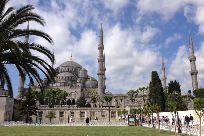Highlights of Istanbul with Private Tour Guide Zerrin - Basilica Cistern and the Hippodrome: underground wonder plus ancient atmosphere