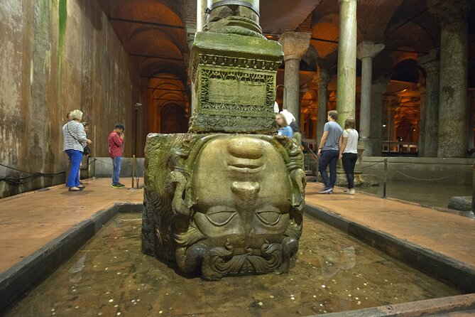 Istanbu City Walk: Topkapi Palace, Harem, & Basilica Guided Tour - What to bring, plus simple on-the-ground tips