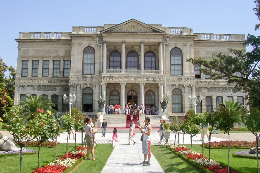 Istanbul: 1 or 2-Day Private Guided Tour with Hotel Transfer - Grand Bazaar: bargaining, layout tricks, and why you should arrive ready
