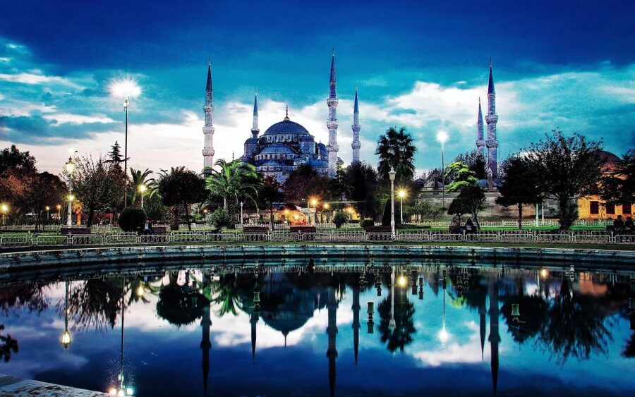 Istanbul: 3-Day Tours & Transfer Package - Bosphorus Dinner Cruise at Night: 4 Courses and Belly Dance
