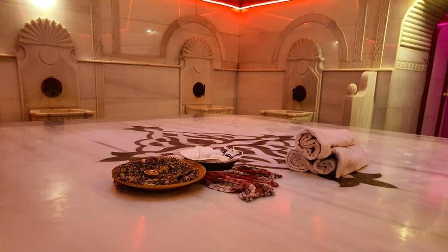Istanbul: Acemoglu Historical Turkish Bath w/Private Options - Should you book Acemoglu Hammam with private options?
