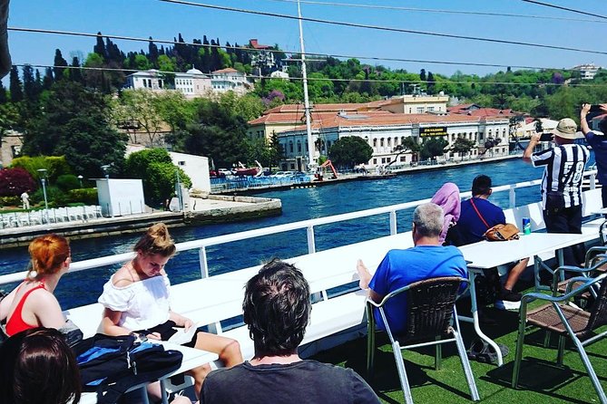 Istanbul Afternoon Bosphorus Cruise with Asian Side Stop - Rumeli Fortress or Küçüksu Palace: How the Day Shapes Your Stop