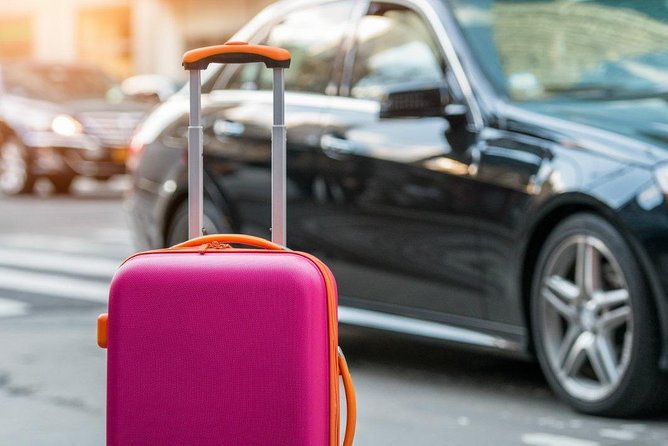 Istanbul Airport to Sabiha Airport Private Transfer or Vice Versa (1-10pax) - Step-by-step at landing: the 1-hour waiting window that saves your day
