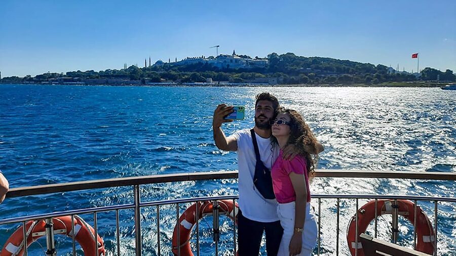 Istanbul: Asian Side Walking Tour with Ferry Ride - The European-side sight show from the sea (and how to photograph it)