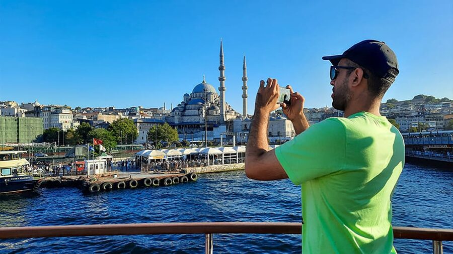 Istanbul: Asian Side Walking Tour with Ferry Ride - Who should book this walking tour in Istanbul?