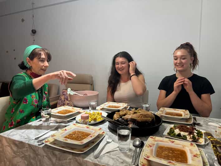 Istanbul Authentic Turkish Family Dinner with Eastern Family - The Two-Hour Rhythm of a Turkish Family Dinner at Home