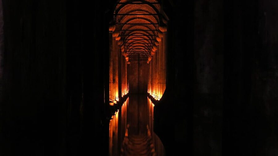 Istanbul: Basilica Cistern Skip-the-Ticket-Line Guided Tour - What You’ll Learn While You Walk the Columns and Water