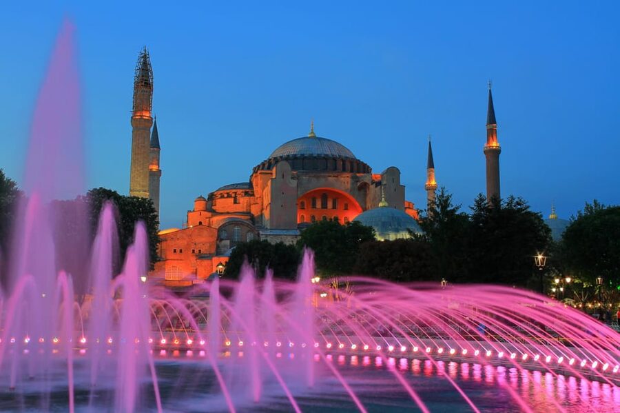 Istanbul: Best City Highlights Guided Tour with Tukish Lunch - How the 7-hour highlights loop keeps your day from slipping