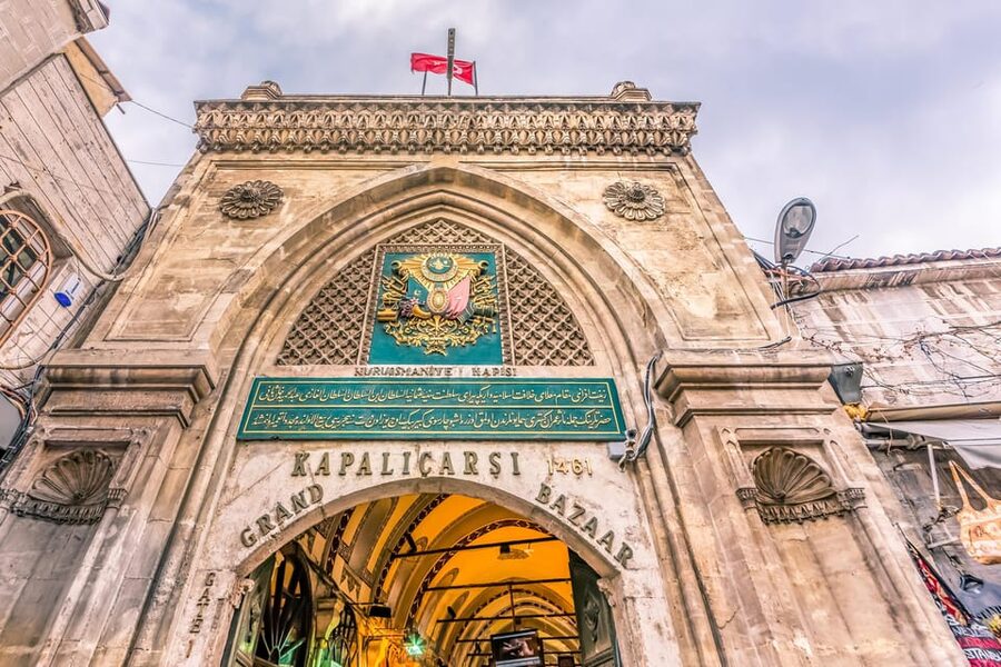 Istanbul: Best City Highlights Guided Tour with Tukish Lunch - Grand Bazaar time: shopping freedom inside a planned stop