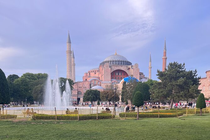 ISTANBUL BEST: Iconic Landmarks Full Day PRIVATE Guided City Tour - Blue Mosque plus the Hippodrome, short stops with big payoff