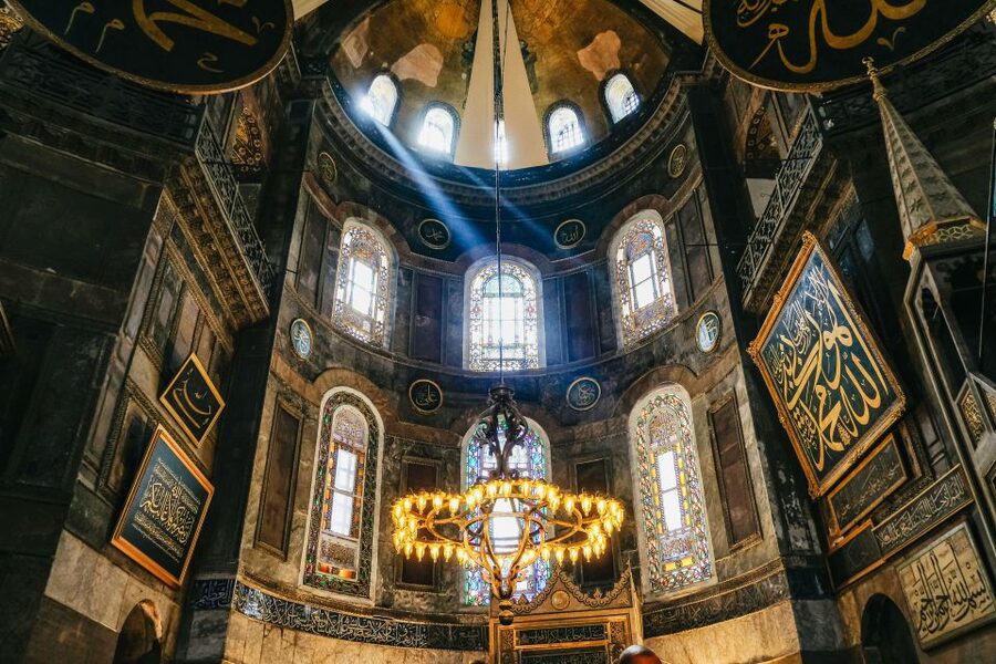 Istanbul: Best of the City 1, 2 or 3-Day Private Guided Tour - Day 2: Bosphorus views, Dolmabahce, and the walk from Taksim to Galata