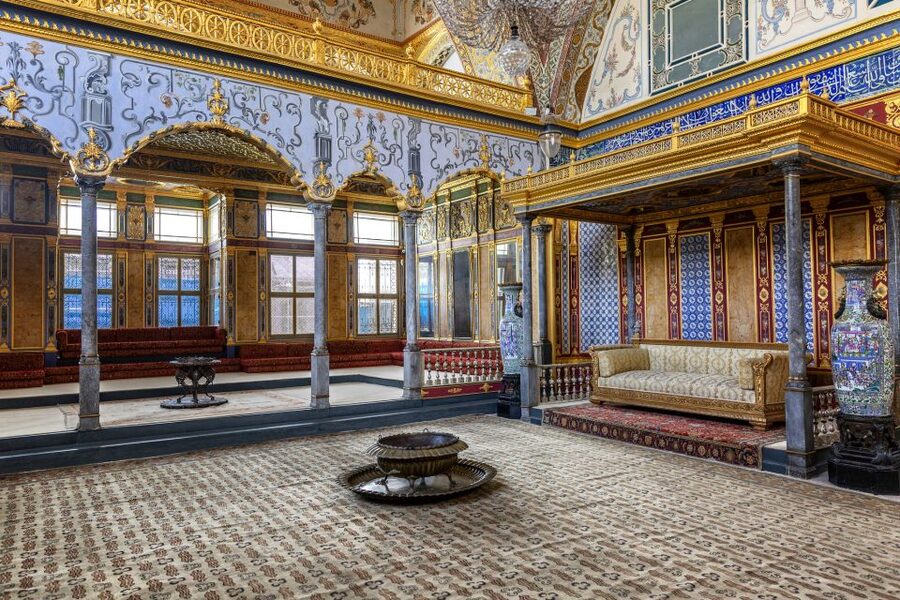 Istanbul: Best of the City Private Full-Day Walking Tour - Customization and guide style: what you should expect from your guide