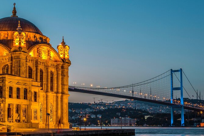 Istanbul Bites and Sights : Mosques, Markets & Ferry to Asia - Grand Bazaar corridors and the Çemberlitaş square connection
