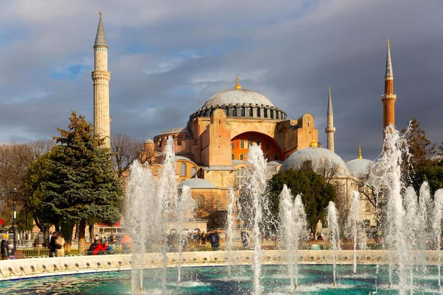 Istanbul: Blue Mosque and Hagia Sophia Tour w/Entry Tickets - Hagia Sophia: From Cathedral to Mosque, and the Visual Mix You Came For