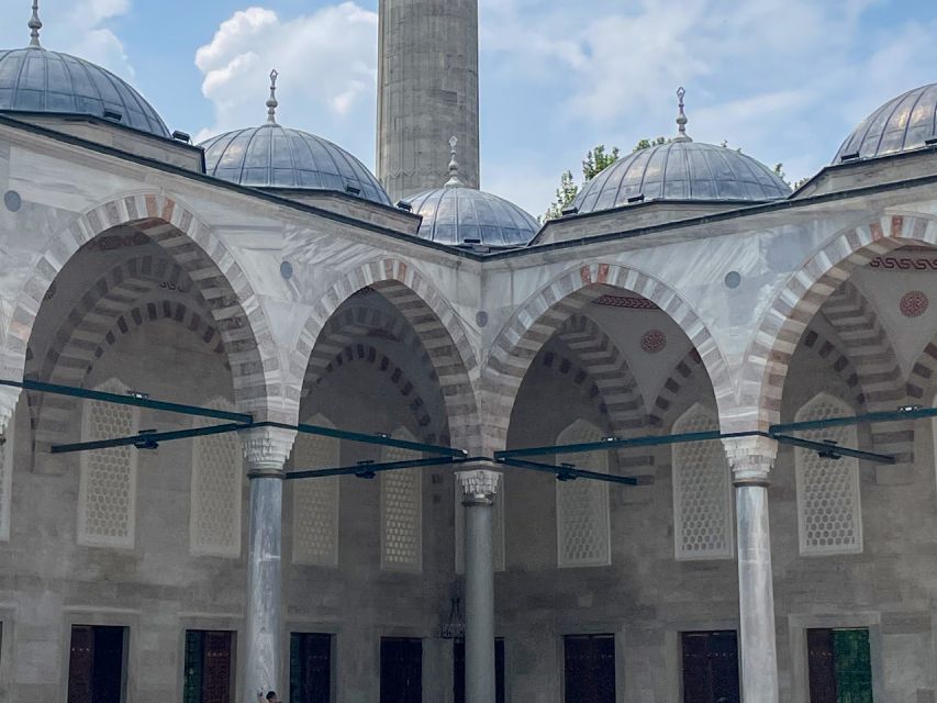Istanbul: Blue Mosque Guided Tour - Security screening and crowd reality: plan your timing, not just your date