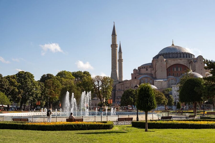 Istanbul: Blue Mosque & Hagia Sophia Guided Tour w/ Tickets - How long it really takes, and where you’ll feel the walking