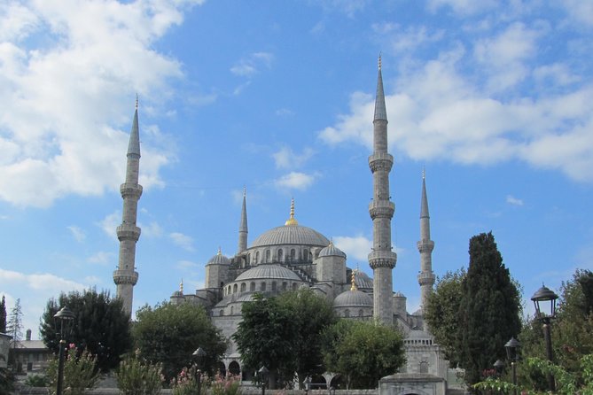 Istanbul: Blue Mosque & Hagia Sophia Small-Group Tour with ticket - Price Value at $47: What You’re Actually Paying For
