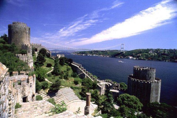 Istanbul Boat Cruise and Dolmabahce Palace & Two Continents - Çamlıca Hill or Yeditepe: the sunset-ish panorama that may disappoint