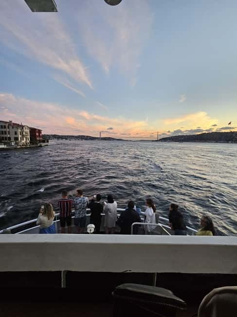 Istanbul: Bosphorous Asian Side Boat Cruise Morning - Beylerbeyi free time: shopping, wandering, and your self-guided choice