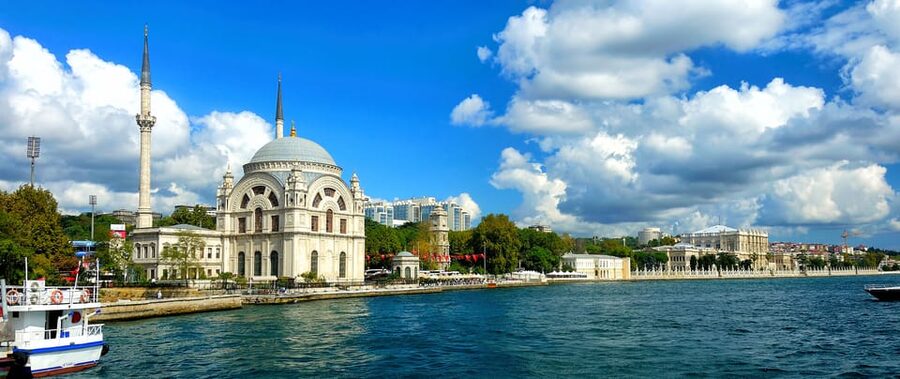 Istanbul: Bosphorus and Black Sea Cruise with Lunch - Why this Bosphorus and Black Sea lunch cruise works so well