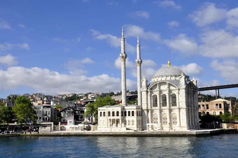 Istanbul: Bosphorus Boat Cruise - Finding Ahırkapı İskelesi and timing your 2.5 hours