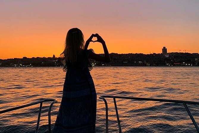 Istanbul Bosphorus Boat Tour and Golden Horn Cruise Day or Sunset - Dolmabahçe Mosque and Palace from the Water