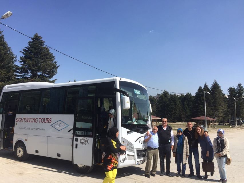 Istanbul: Bosphorus Boat Tour and Two Continents with Lunch - Beylerbeyi Palace on the Asian side: what makes it special