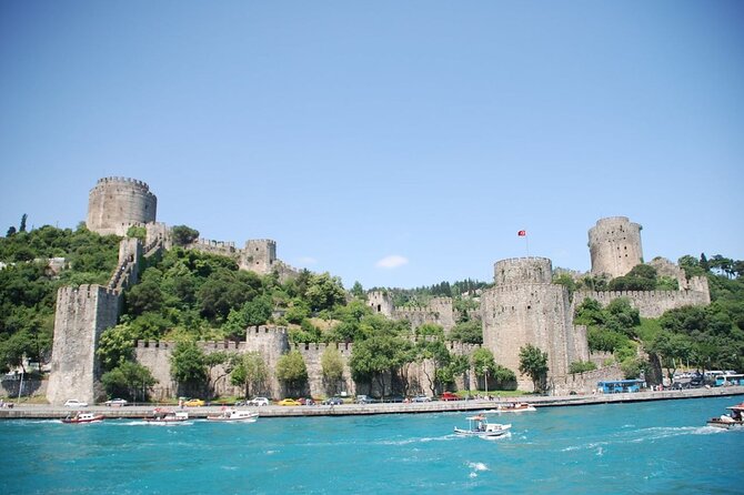 Istanbul: Bosphorus Cruise, Bus Tour, Cable Car Ride with Live Guide & Ticket - Bosphorus cruise: Topkapı, Dolmabahçe, Blue Mosque, and two continents