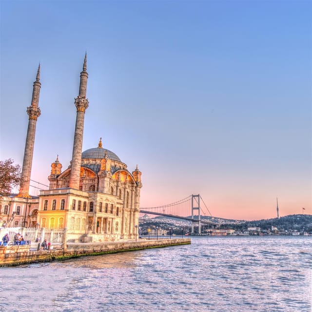 Istanbul: Bosphorus Cruise from Europe or Asia & Audio Guide - Comfort on the boat: Clean, shaded, and easy to move around