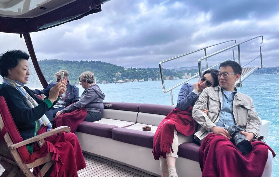 Istanbul: Bosphorus Cruise with Stopover on the Asian Side - Where to Sit for Better Views When the Weather Turns
