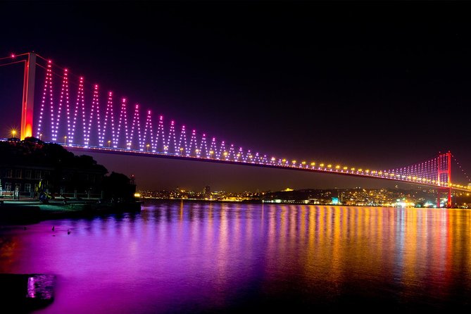 Istanbul Bosphorus Dinner Cruise and Turkish Night Show with DJ - Crowds, Seating, and Service: How to Avoid Common Frustrations